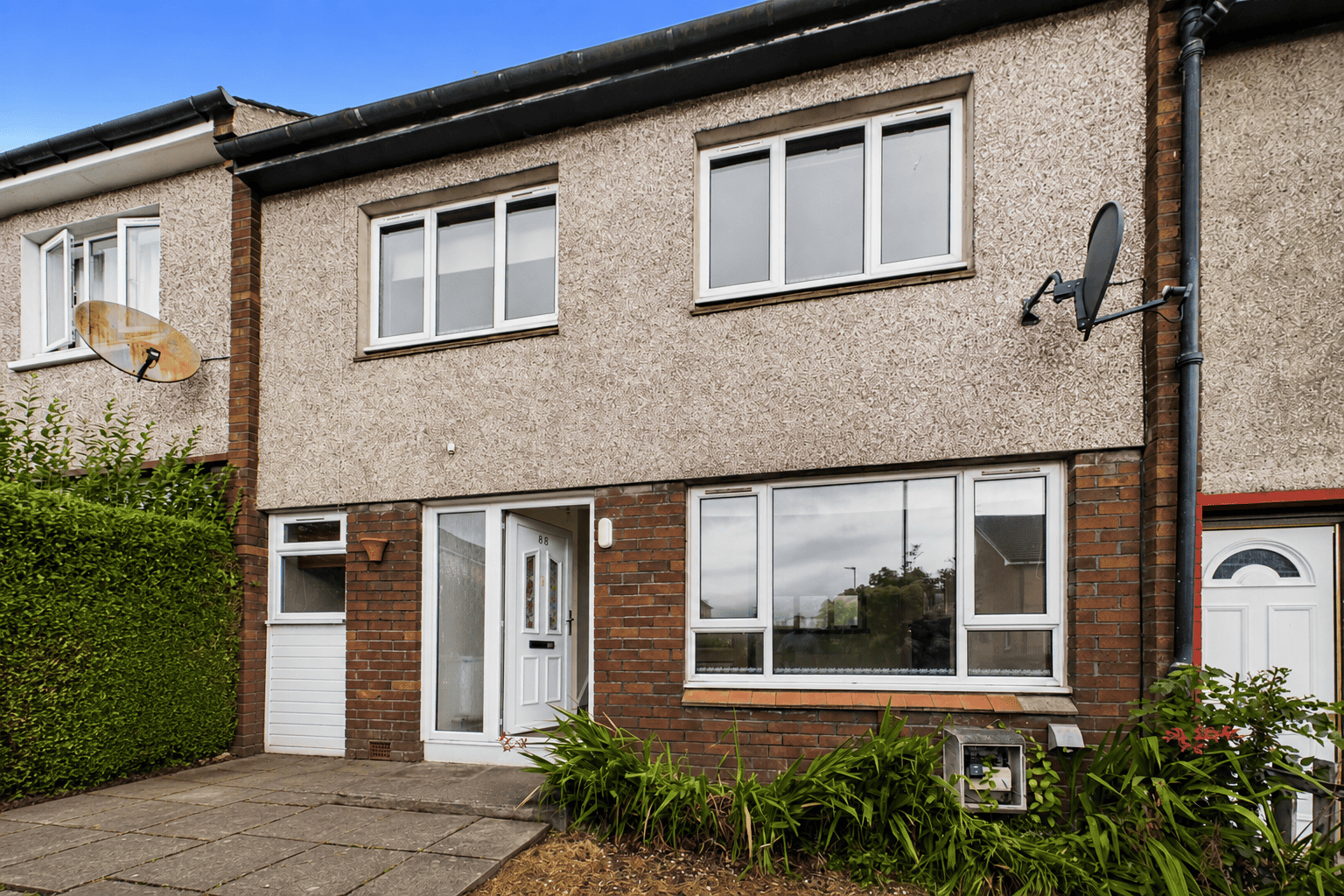 Three-Bedroom Mid-Terraced House for Sale in Stirling