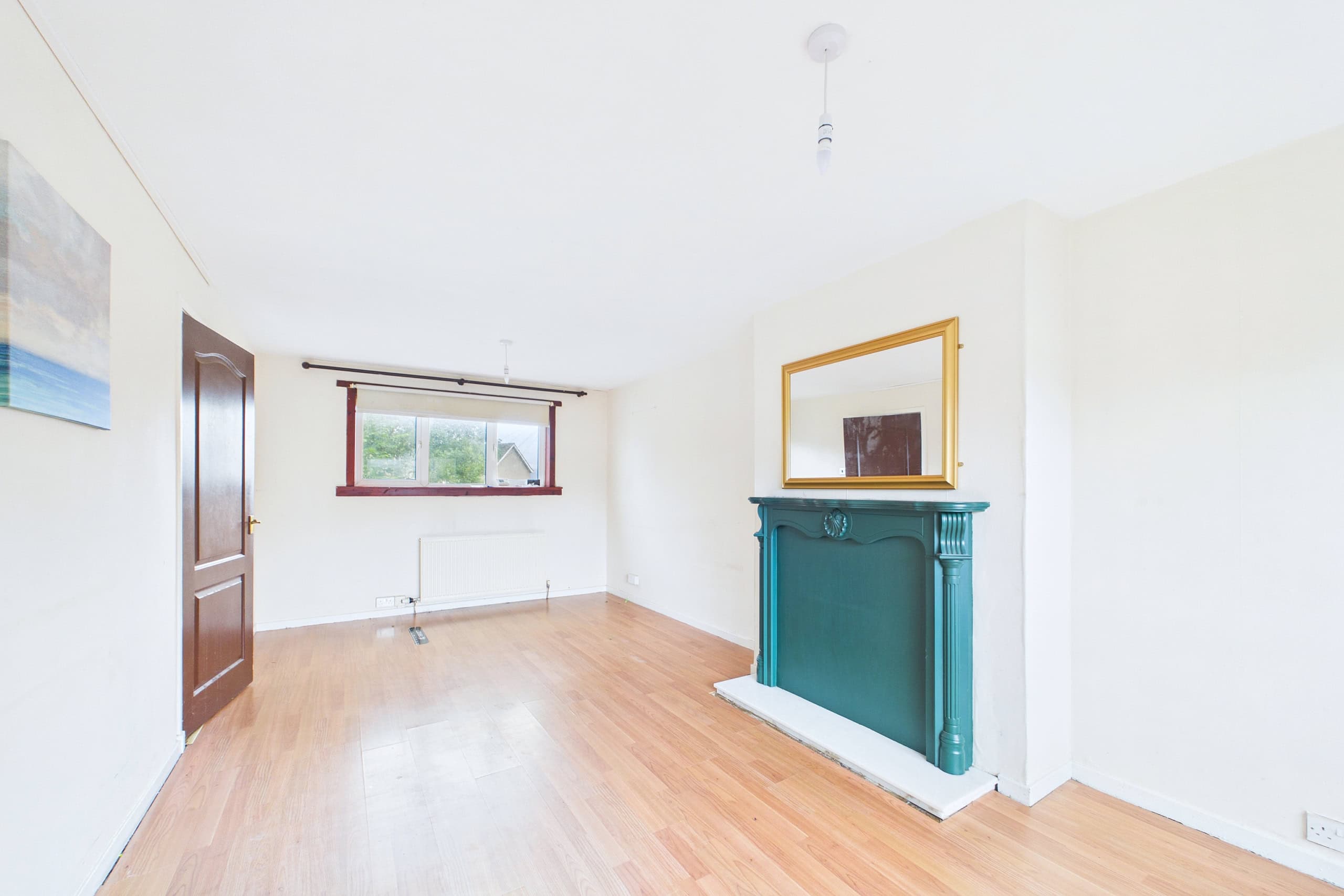 Three-Bedroom Mid-Terraced House for Sale in Stirling