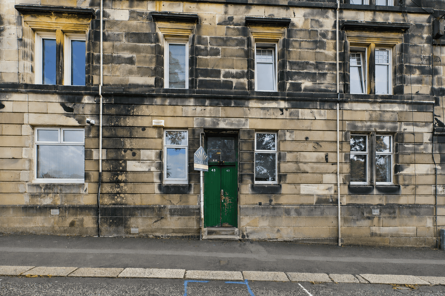 Charming Two-Bedroom Ground Floor Tenement Flat for Sale in Paisley